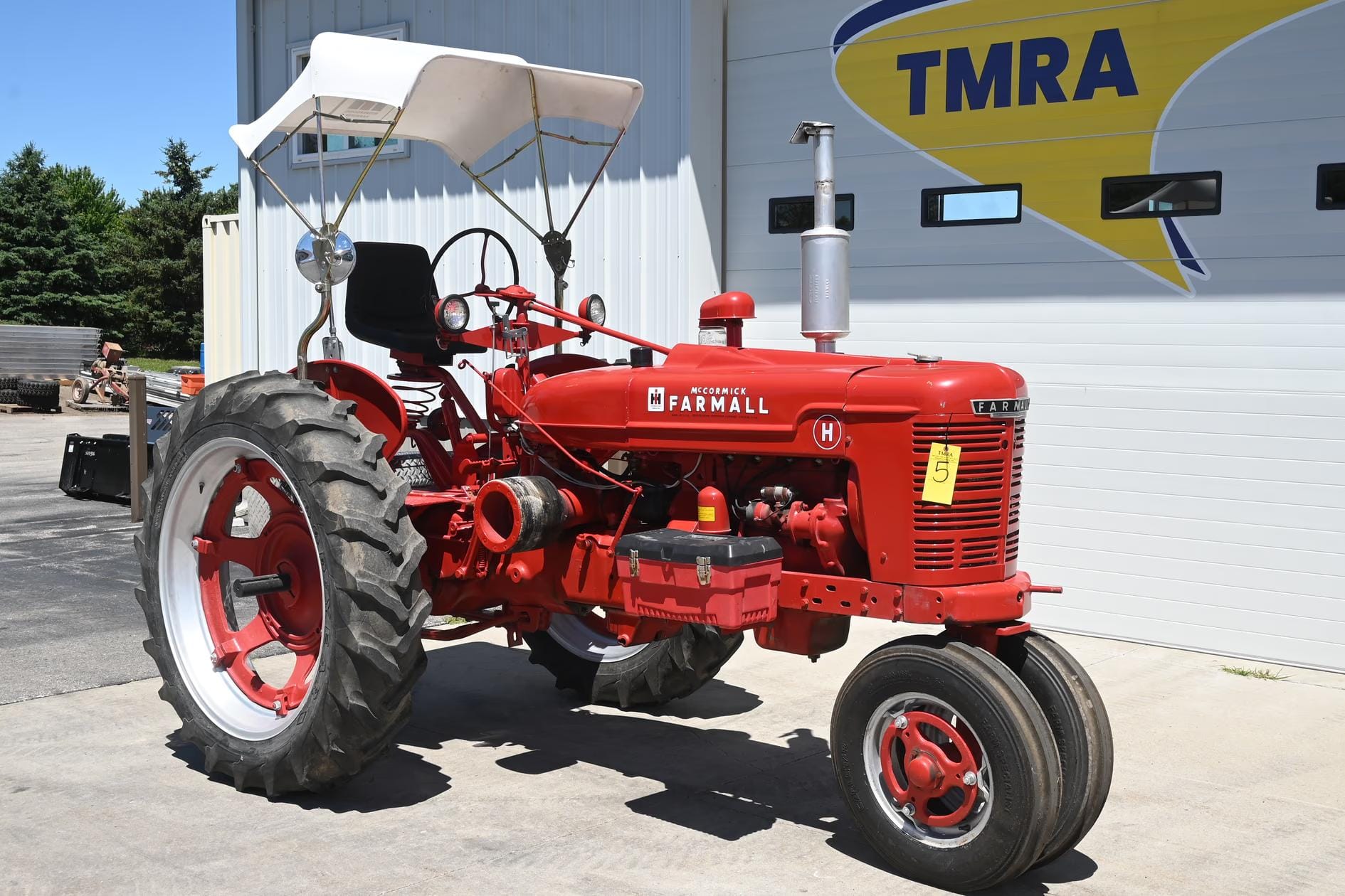 Farmall H Equipment Image0