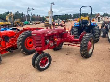 Main image Farmall B