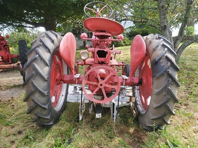 Image of Farmall Super C equipment image 3