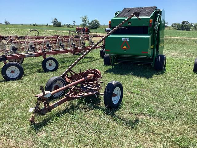 Image of International Harvester 1100 equipment image 2