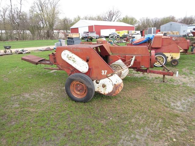 Image of International Harvester 37 equipment image 2