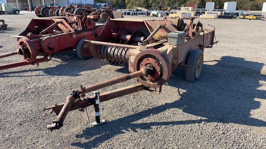 Main image International Harvester 46