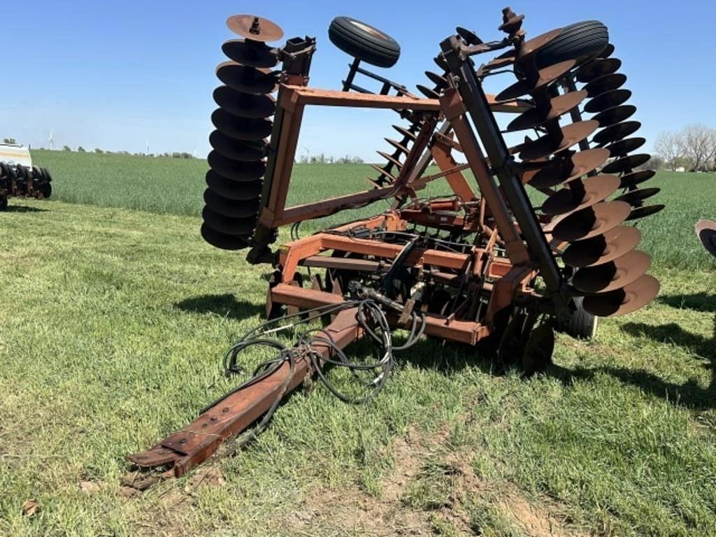Image of International Harvester 496 Primary image
