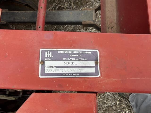 Image of International Harvester 5100 equipment image 2