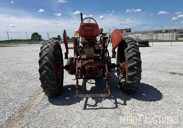 Image of Farmall Super M equipment image 3