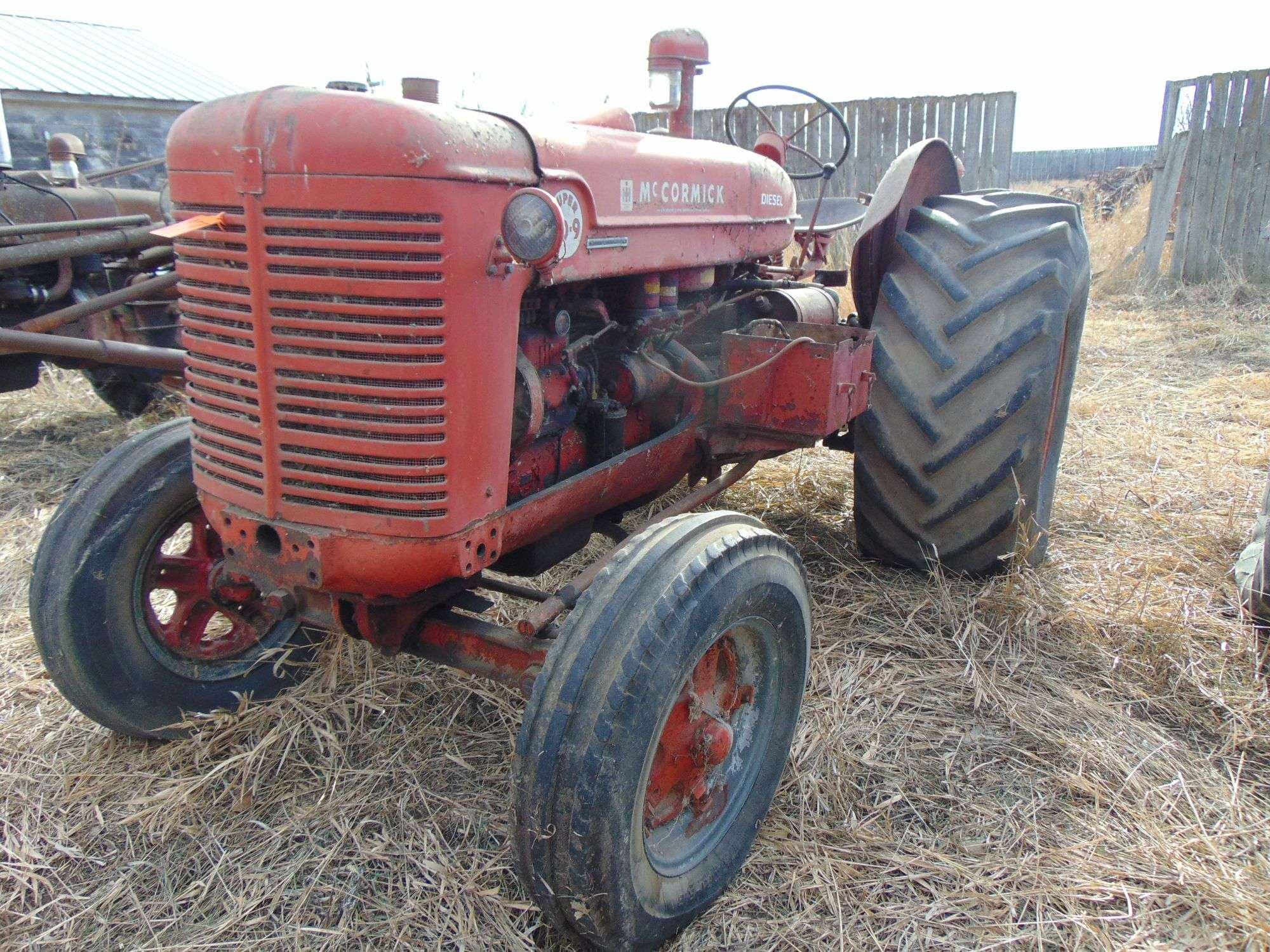 Main image McCormick-Deering Super WD-9