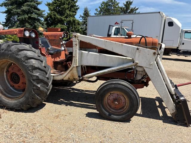 Image of International Harvester 656 equipment image 3