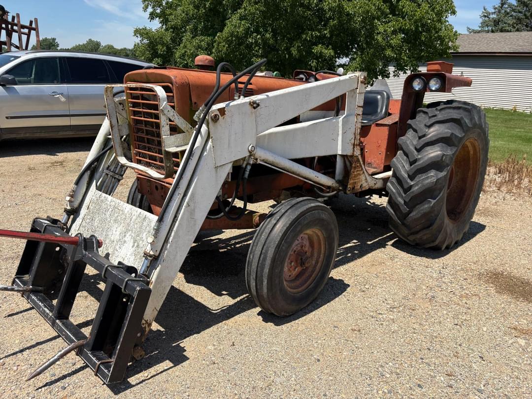 Image of International Harvester 656 Primary image