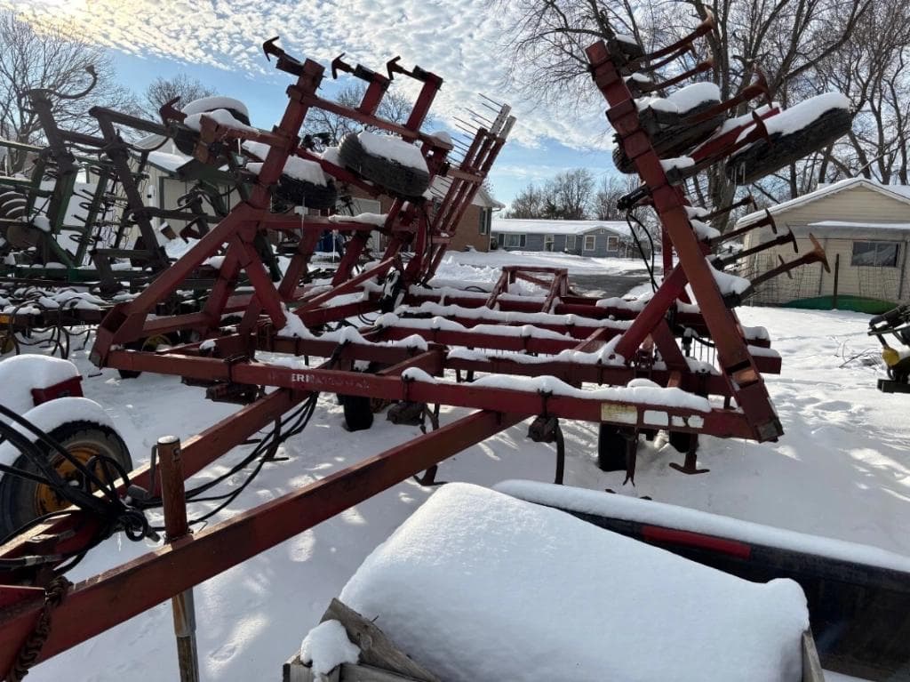 Image of International Harvester Vibra Shank Primary Image