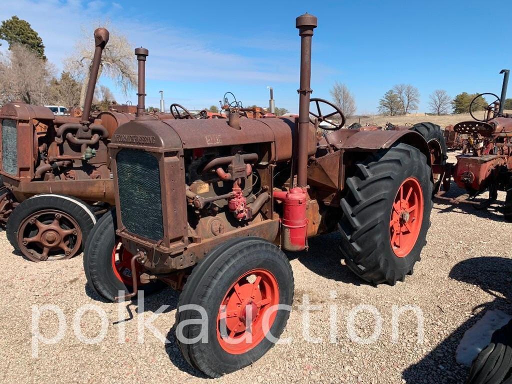 Main image International Harvester  W30