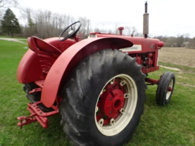 Image of International Harvester W-450 equipment image 3