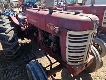 Main image International Harvester W-400