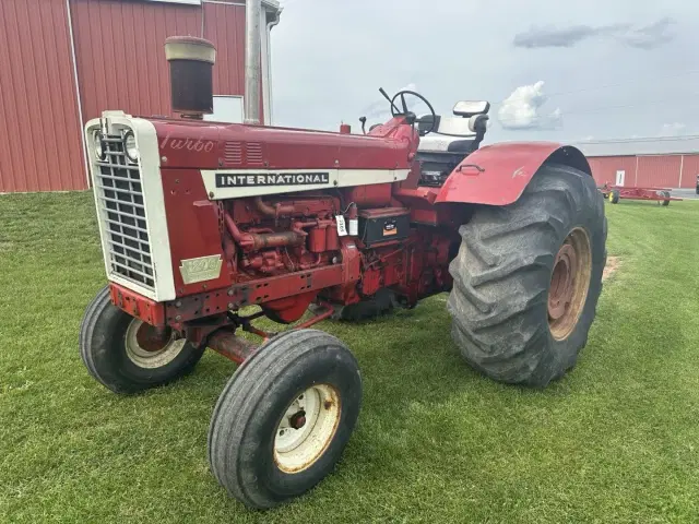 Image of International Harvester 1206 equipment image 1