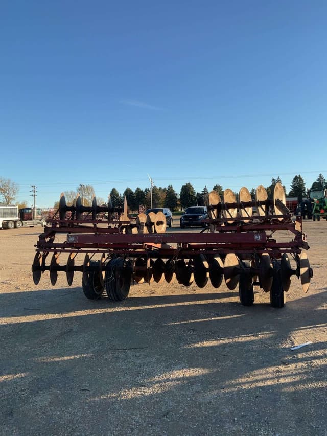 Image of International Harvester 470 equipment image 4