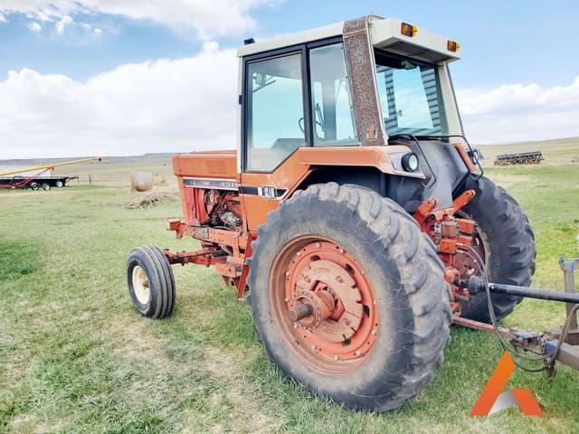 Image of International Harvester 1086 equipment image 3