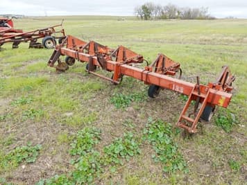 Main image International Harvester 133