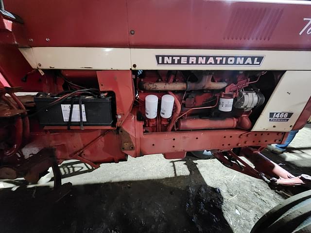 Image of International Harvester 1466 equipment image 3