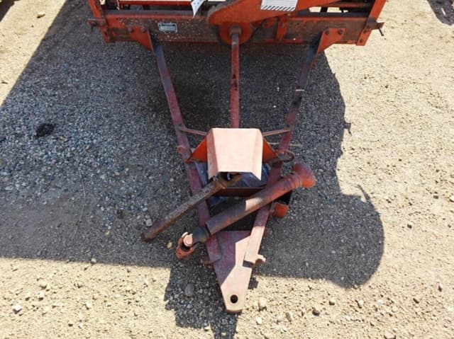 Image of International Harvester 155 equipment image 4