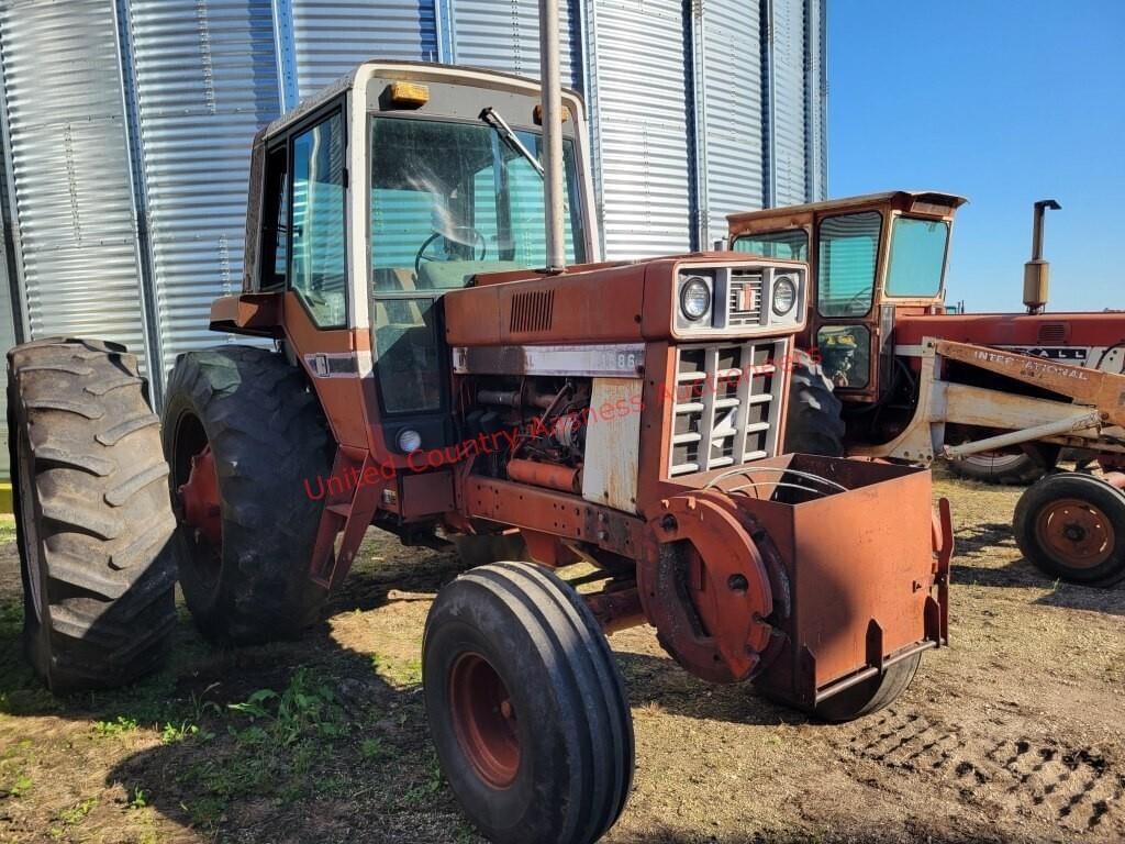 Image of International Harvester 1586 Image 1