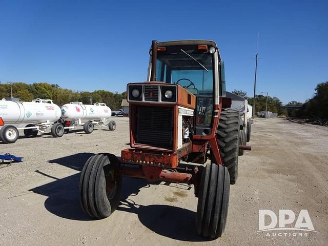 Image of International Harvester 1586 equipment image 2