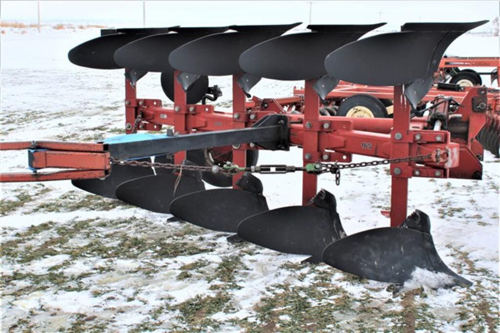 Main image International Harvester 165