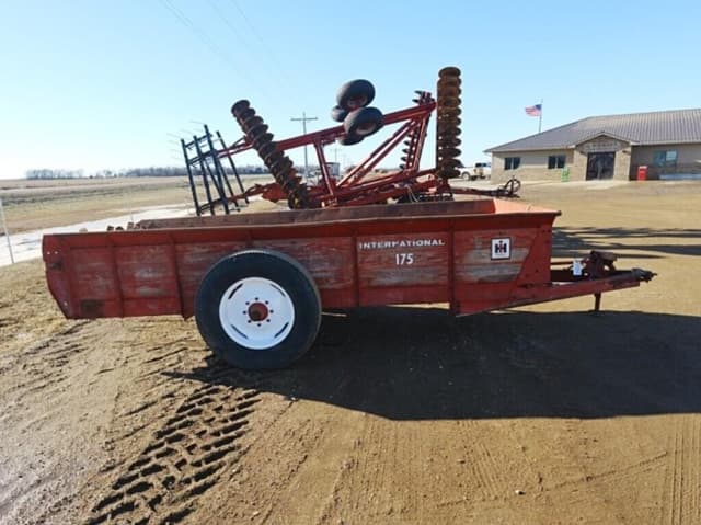 Image of International Harvester 175 equipment image 2