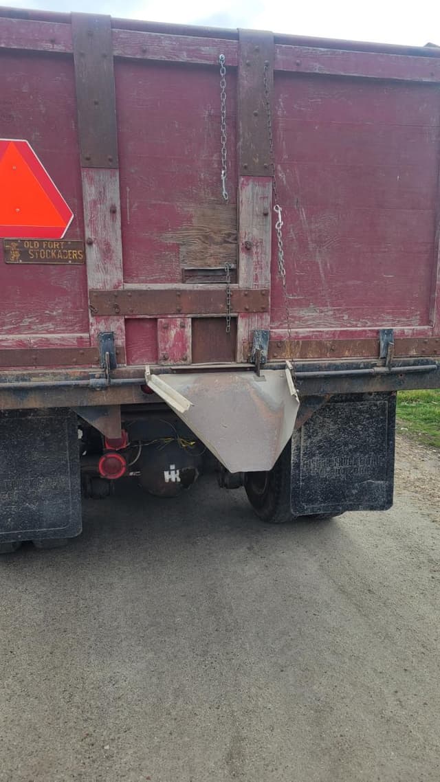 Image of International 1800 equipment image 4