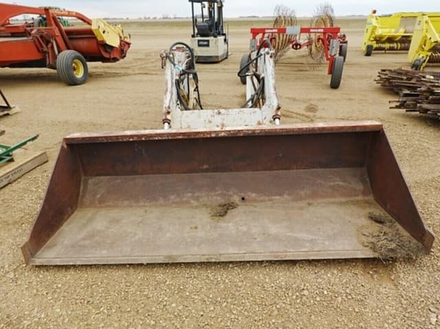 Image of International Harvester 2000 equipment image 1