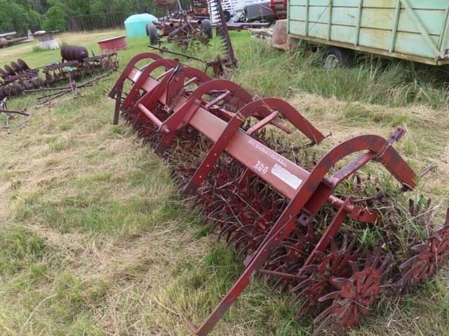 Image of Case IH 300 equipment image 3