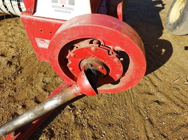 Image of International Harvester 37 equipment image 3