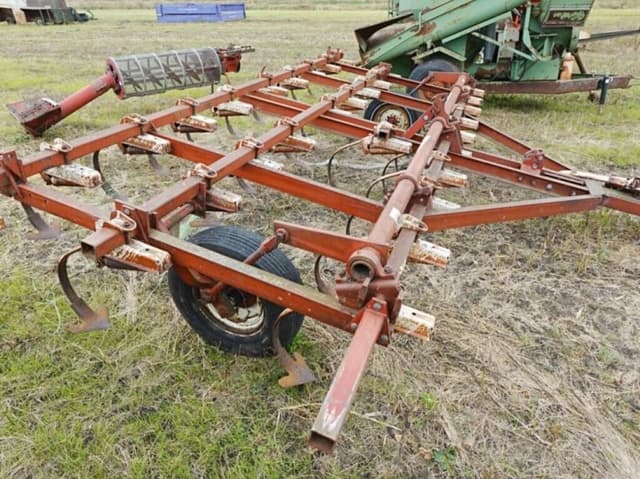 Image of International Harvester 45 equipment image 2