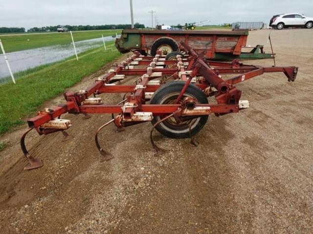 Image of International Harvester 45 equipment image 2