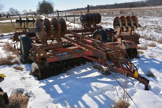 Image of International Harvester 470 equipment image 1