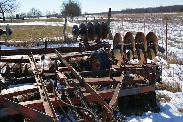 Image of International Harvester 470 equipment image 3