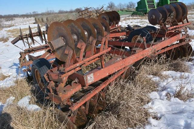 Image of International Harvester 470 equipment image 4