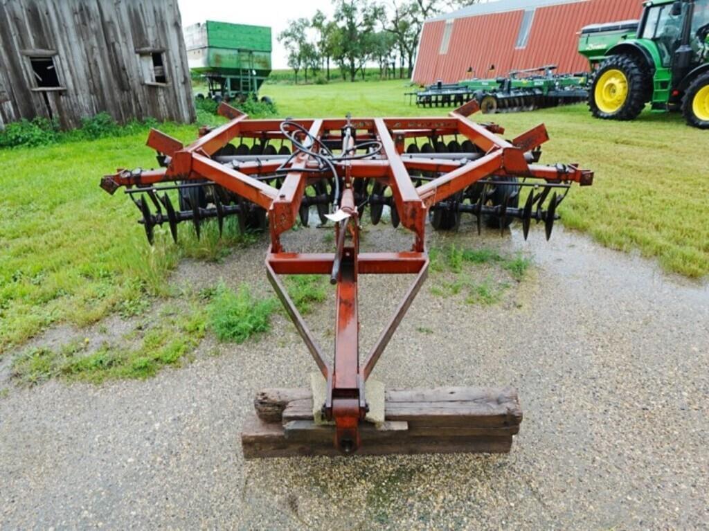 Image of International Harvester 490 Primary image