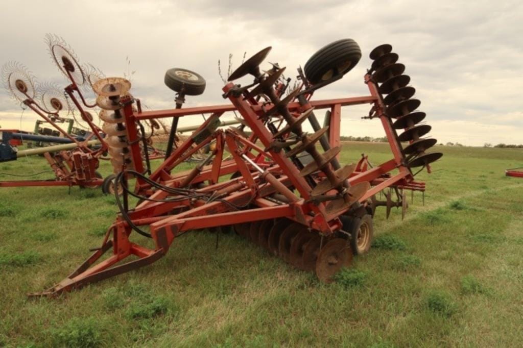 Main image International Harvester 490