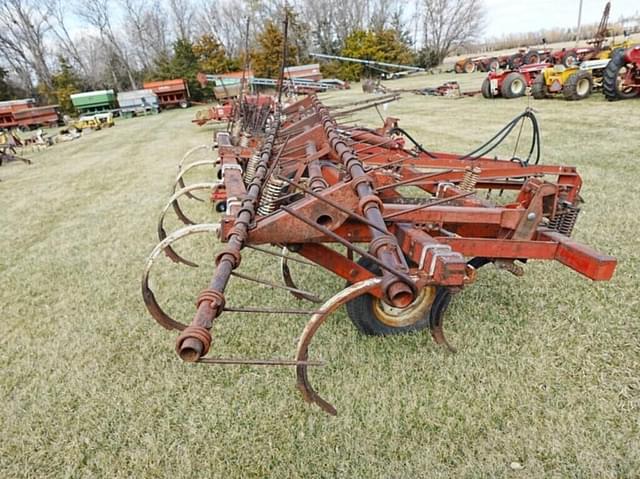 Image of International Harvester 55 equipment image 3