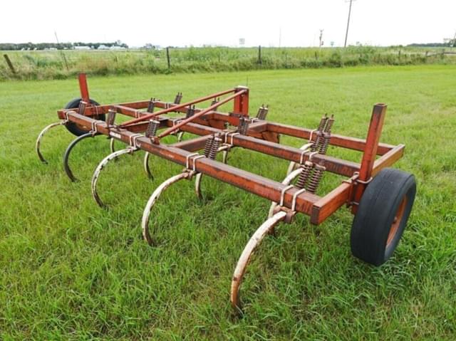 Image of International Harvester 55 equipment image 3