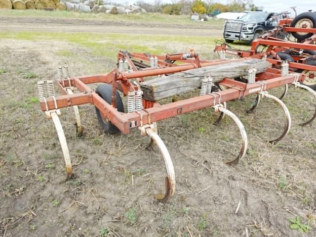 Image of International Harvester 55 equipment image 2