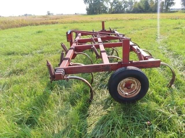 Image of International Harvester 55 equipment image 1