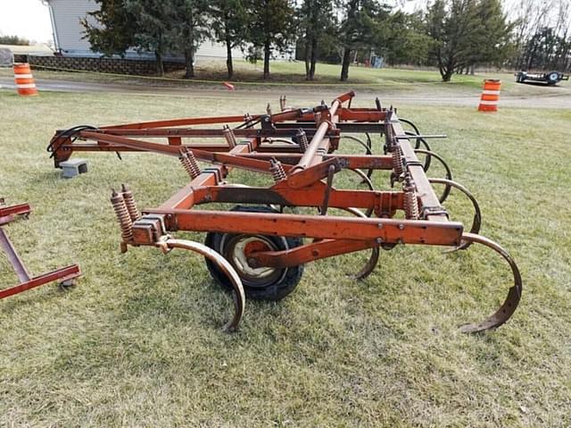 Image of International Harvester 55 equipment image 1