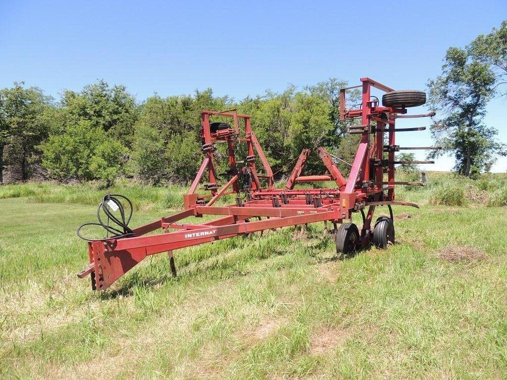 Image of International Harvester 5500 Primary image