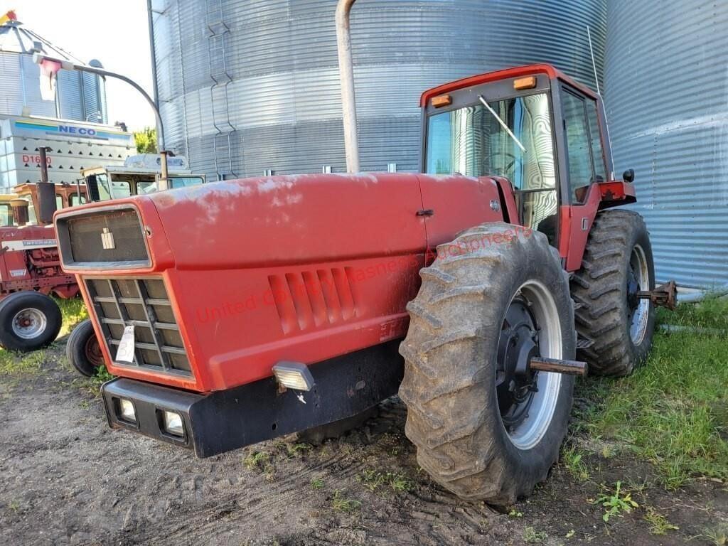 Image of International Harvester 6588 Primary image