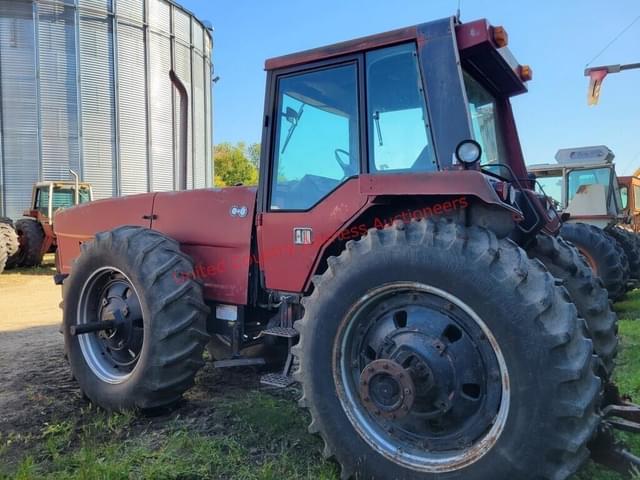Image of International Harvester 6588 equipment image 1