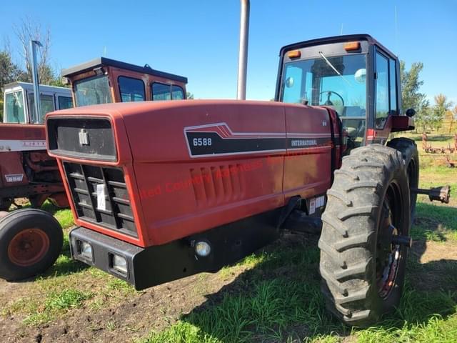 Image of International Harvester 6588 equipment image 4