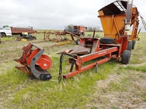 International Harvester 830 Image