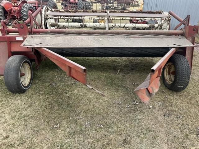 Image of International Harvester 990 equipment image 4