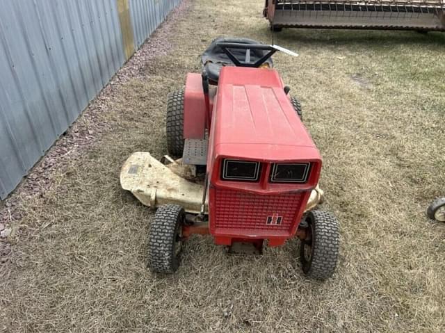 Image of Cub Cadet 382 equipment image 1