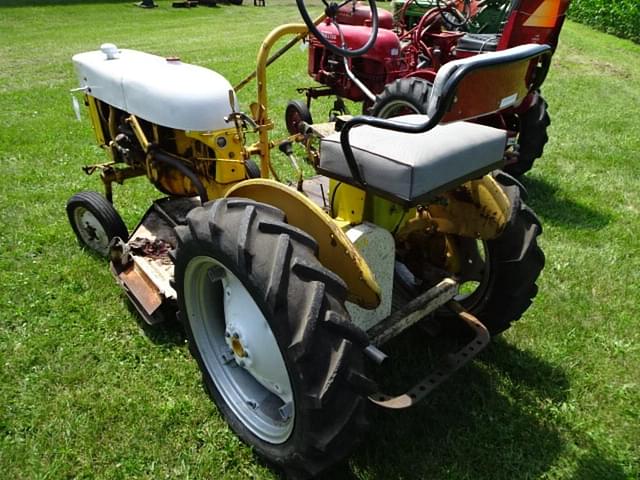 Image of International Harvester Cub equipment image 4